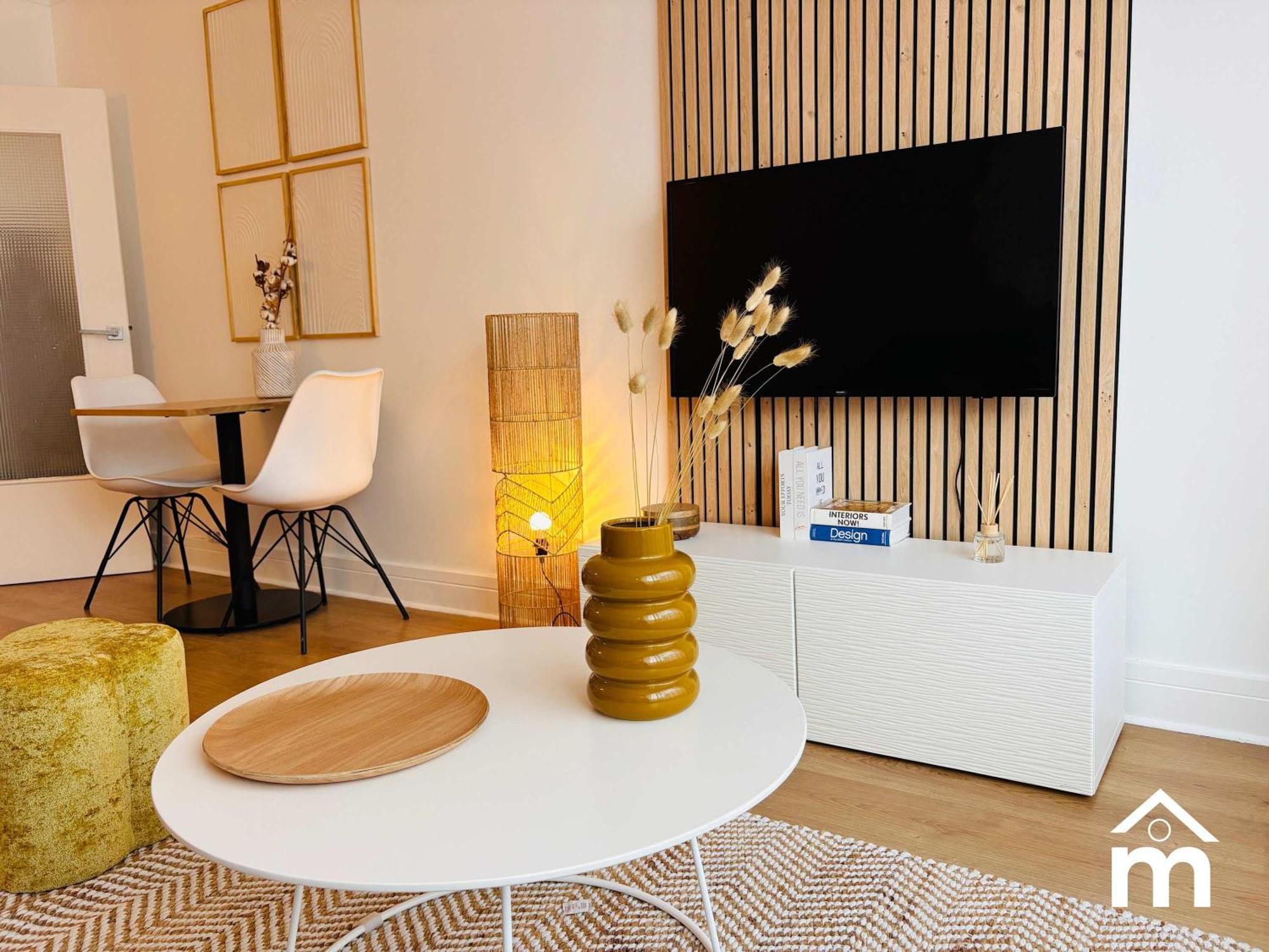 St Honore Champs Elysees By Melvane Parigi