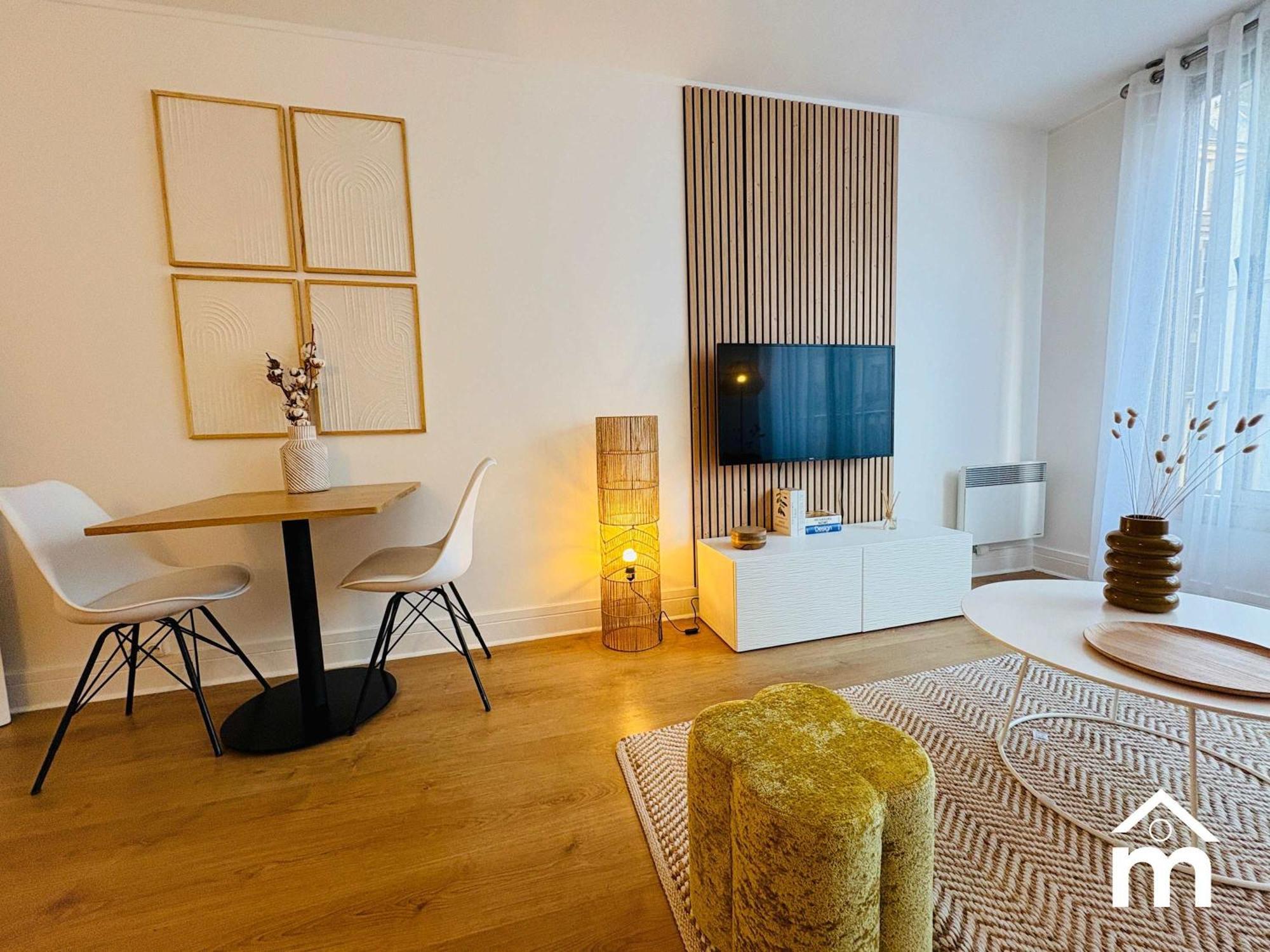 St Honore Champs Elysees By Melvane * Paris