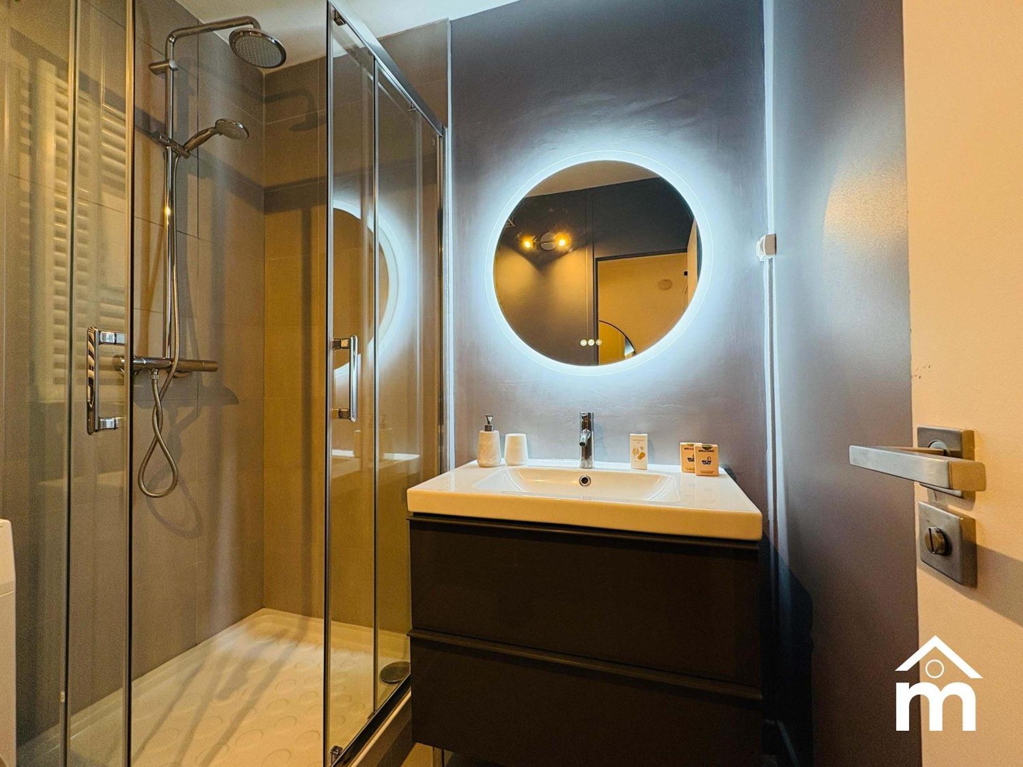 Apartment St Honore Champs Elysees By Melvane