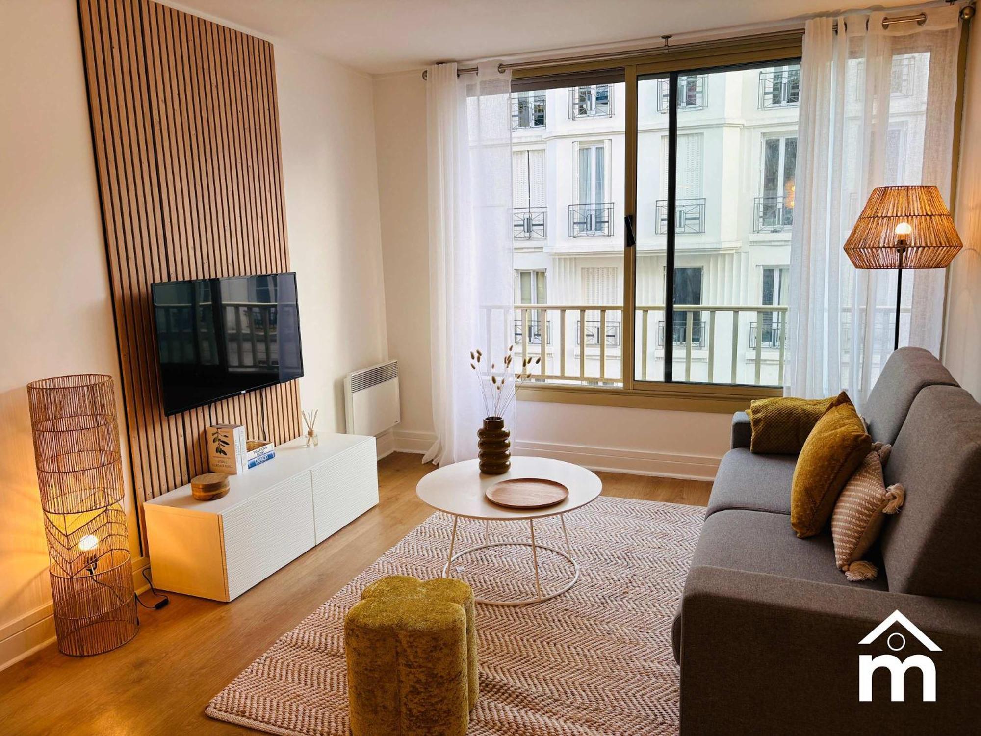 St Honore Champs Elysees By Melvane Parigi